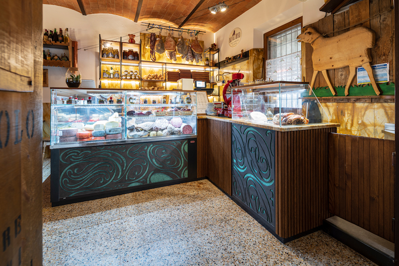 Restaurant Pizzeria Tavern furniture for Bar dell'Orso Monteriggioni 