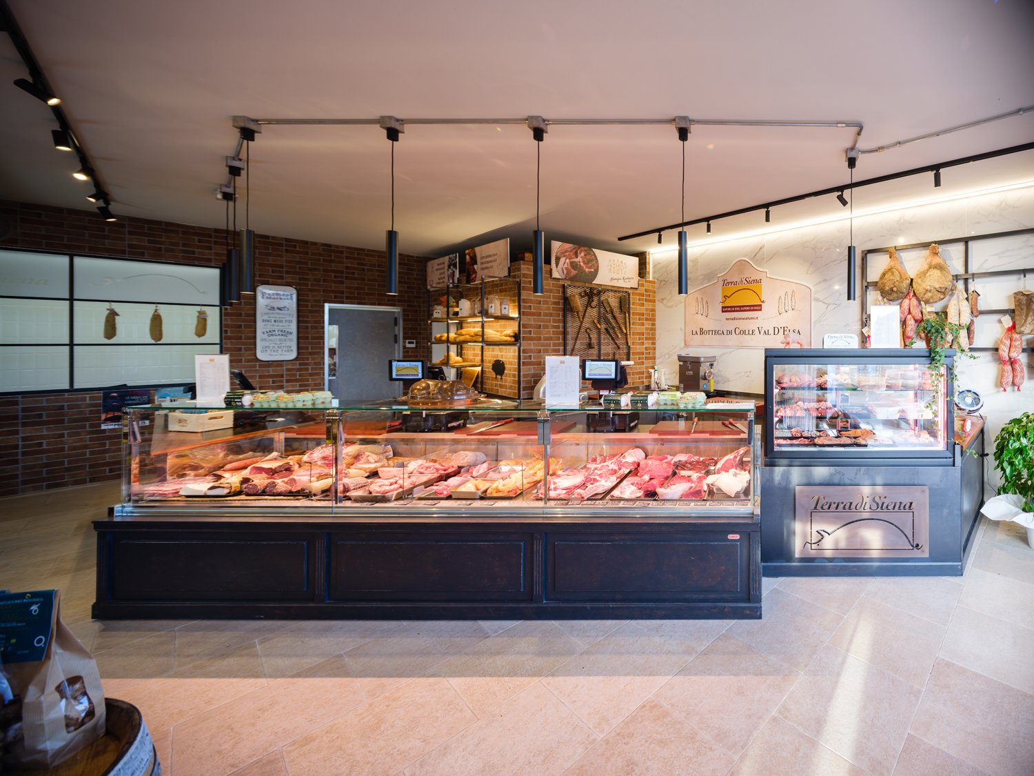 Delicatessen Bakery Butcher Shop furniture for Terra di Siena Colle di Val d'Elsa