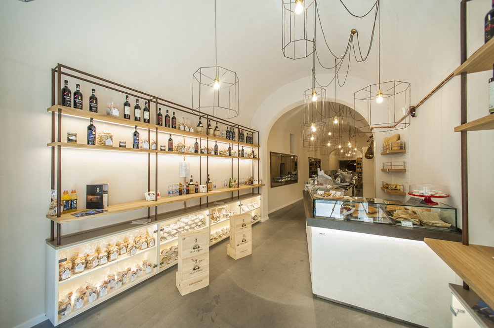 Arredamento bar moderno banconi bar omif siena Arredamento pizzeria moderno