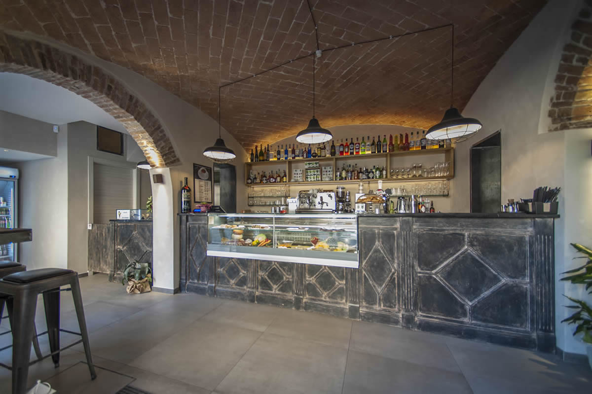 OMIF arredo Bar Caffetterie Lounge Bar per 19Zero3 Siena centro