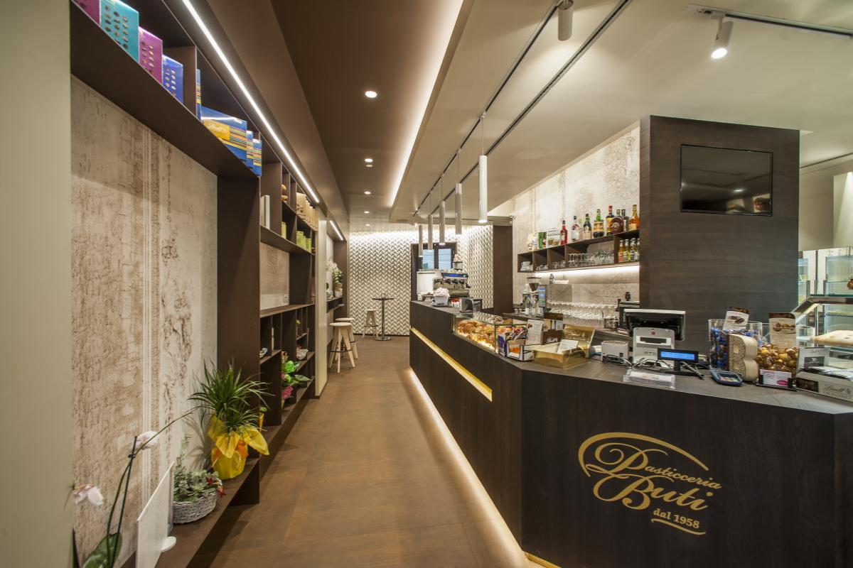 OMIF arredo Bar Caffetterie Lounge Bar per Pasticceria Buti Siena