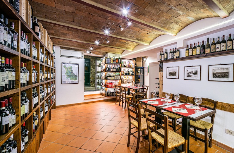 Arredi per Bar - Caffetterie - Lounge Bar per Enoteca Casa Porciatti - Radda in Chianti - OMIF