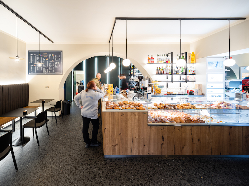 Arredo Alcune nostre realizzazioni per Bar Lo Stellino Siena