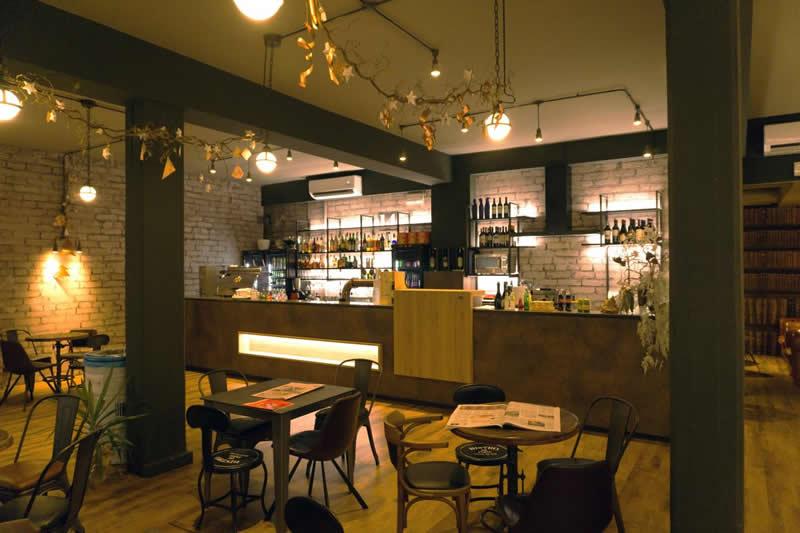 Arredo Bar Caffetterie Lounge Bar per Sala Biliardi Marameo Pistoia