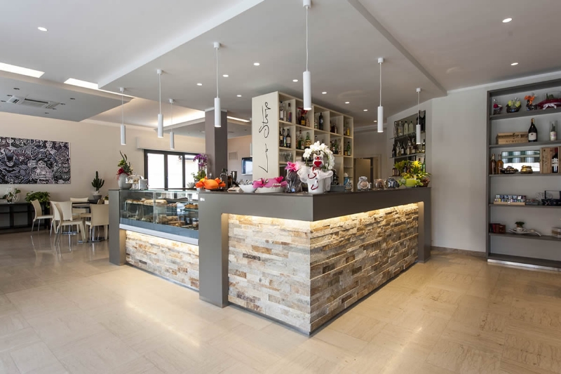 OMIF arredo Bar Caffetterie Lounge Bar per Bar Lo Stop Torrita di Siena